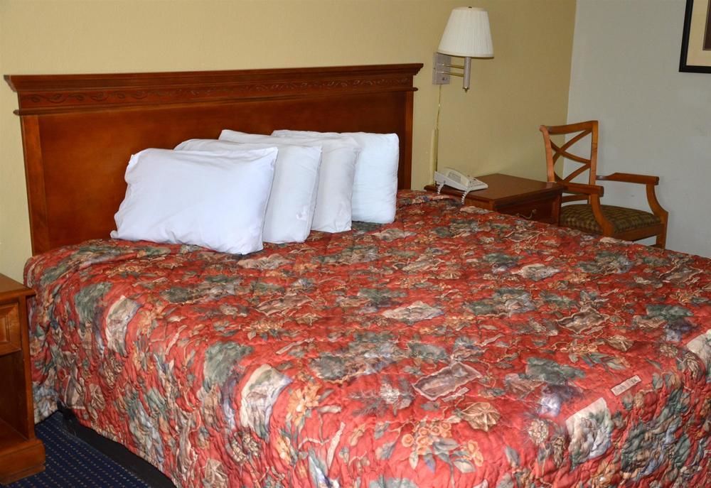 Red Roof Inn Gulf Shores Extérieur photo